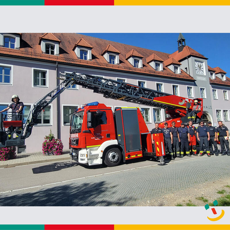 Die staatliche Feuerwehrschule Regensburg trainierte auch am Rathaus