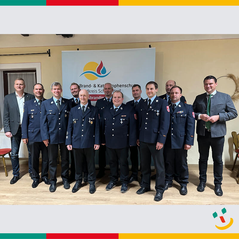 Ehrenabend im Landkreis Schwandorf - Es wurden Auszeichnungen für 25-, 40- und 50-jährigen Aktiven Feuerwehrdienst überreicht.